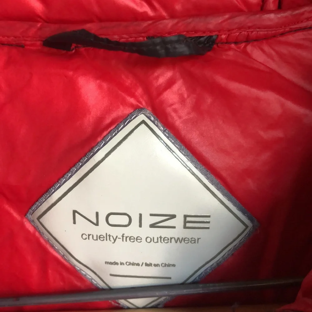 NOIZE Large Viv Quilted Lightweight Puffer Jacket - Picture 7 of 14